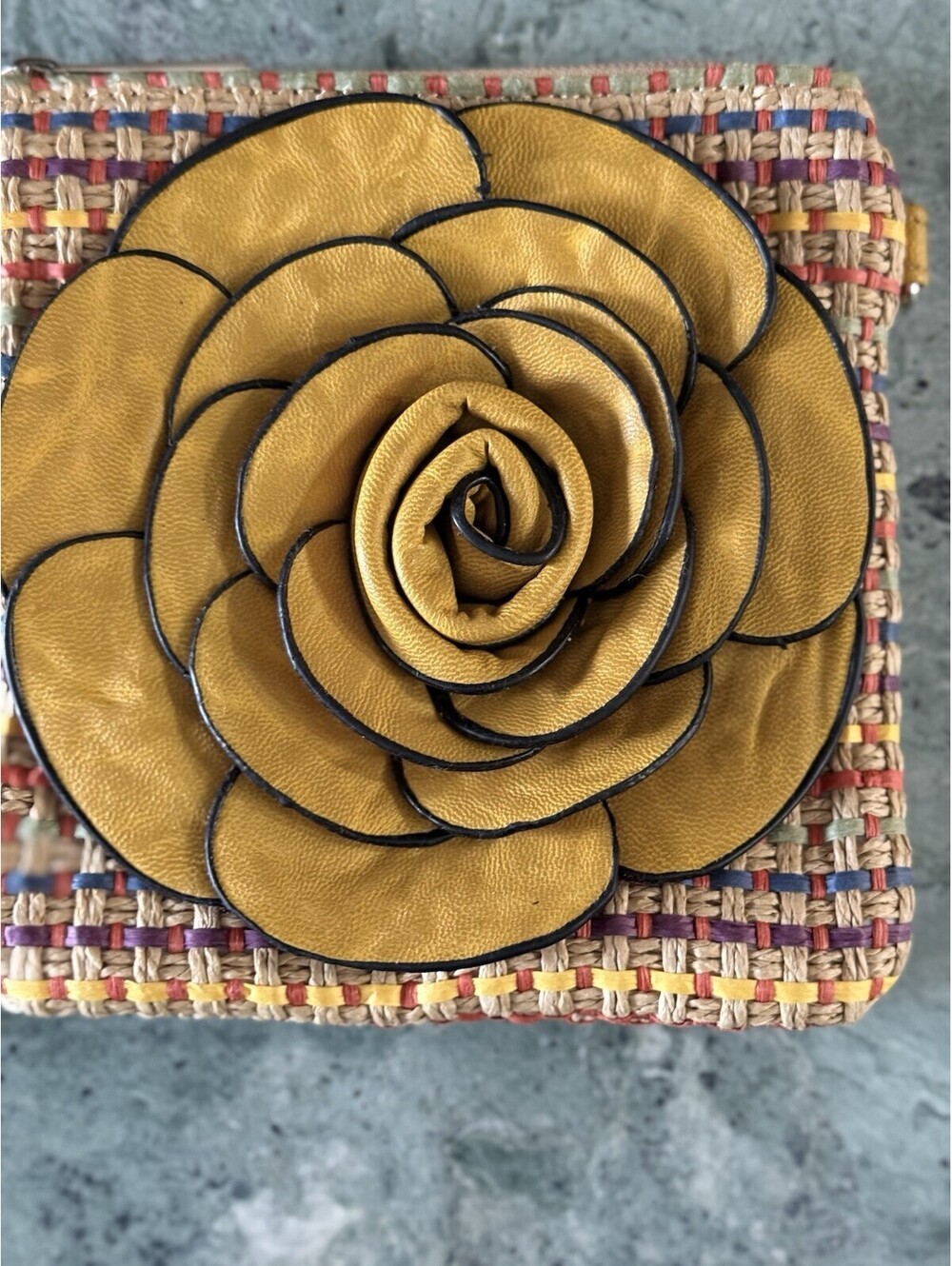 Rolling Sage Accent Bag Purse Gold Flower Leather Faux Zipper Multicolor Coin